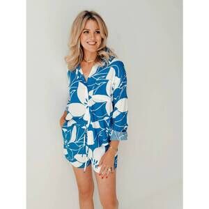 NEW DEX CLOTHING capri bloom top in azure floral